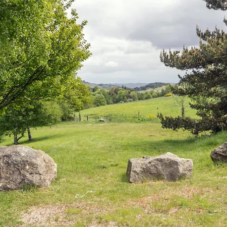Séjour à la campagne En Pierre 6 Pers Avec Cheminée à - Fr-1-496-42